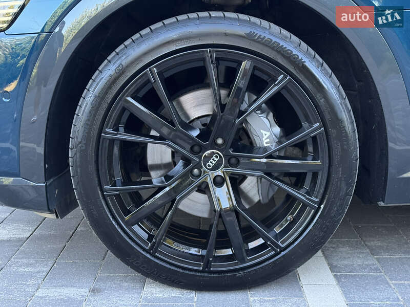 Внедорожник / Кроссовер Audi e-tron 2019 в Ужгороде