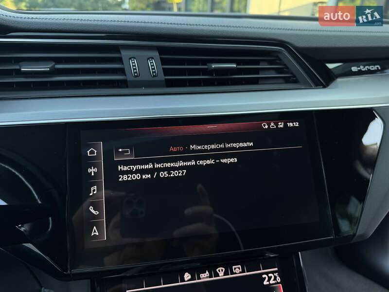 Внедорожник / Кроссовер Audi e-tron 2019 в Ужгороде