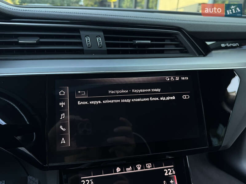 Внедорожник / Кроссовер Audi e-tron 2019 в Ужгороде