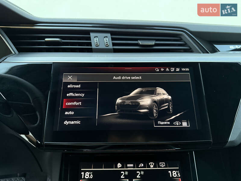 Внедорожник / Кроссовер Audi e-tron 2022 в Луцке