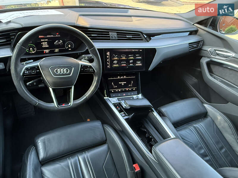 Внедорожник / Кроссовер Audi e-tron 2019 в Коломые