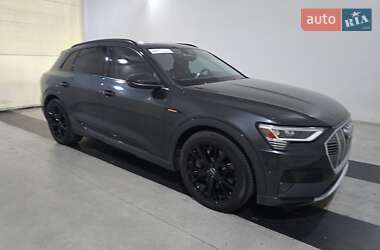 Внедорожник / Кроссовер Audi e-tron 2019 в 
