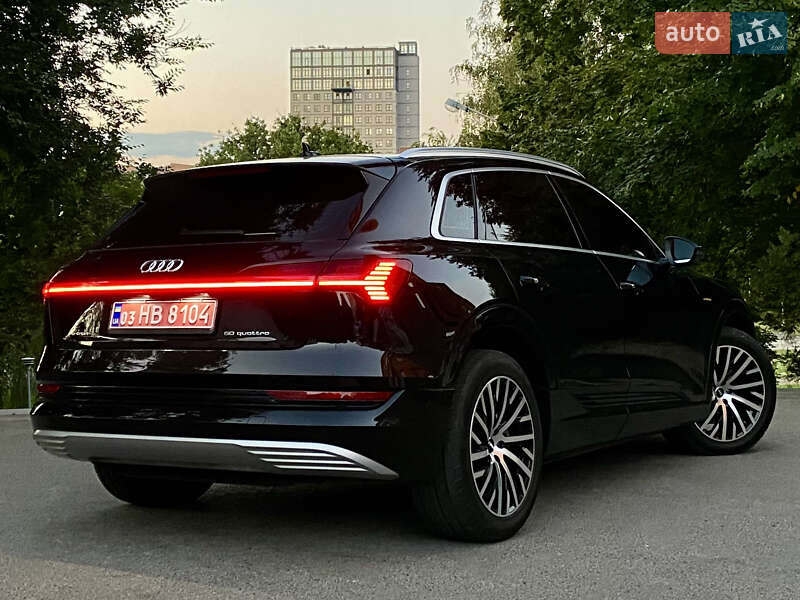 Внедорожник / Кроссовер Audi e-tron 2019 в Днепре