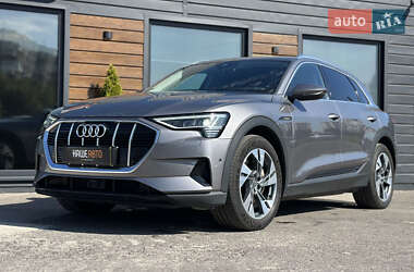 Внедорожник / Кроссовер Audi e-tron 2019 в 