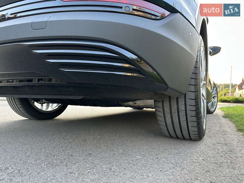 Внедорожник / Кроссовер Audi e-tron 2022 в Киеве фото 18 Внедорожник / Кроссовер Audi e-tron 2022 в Киеве