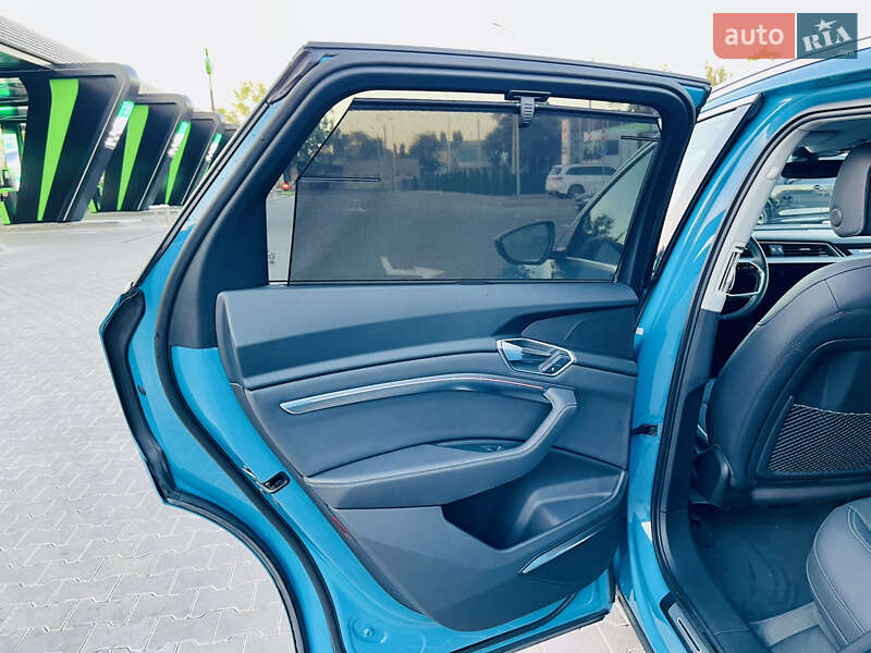 Внедорожник / Кроссовер Audi e-tron 2019 в Одессе фото 11 Внедорожник / Кроссовер Audi e-tron 2019 в Одессе