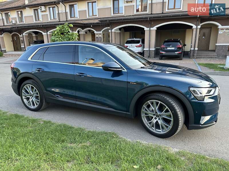 Внедорожник / Кроссовер Audi e-tron 2022 в Киеве фото 8 Внедорожник / Кроссовер Audi e-tron 2022 в Киеве