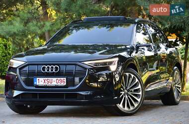 Внедорожник / Кроссовер Audi e-tron 2020 в 