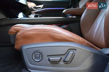 Внедорожник / Кроссовер Audi e-tron 2020 в 