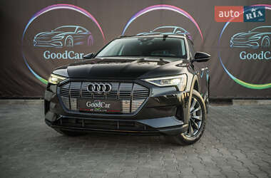 Внедорожник / Кроссовер Audi e-tron 2019 в 