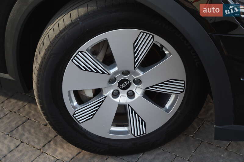 Внедорожник / Кроссовер Audi e-tron 2020 в Львове