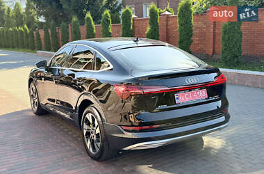 Внедорожник / Кроссовер Audi e-tron 2023 в 