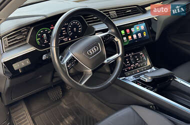 Внедорожник / Кроссовер Audi e-tron 2019 в 