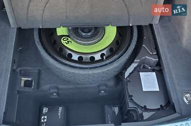 Внедорожник / Кроссовер Audi e-tron 2019 в 