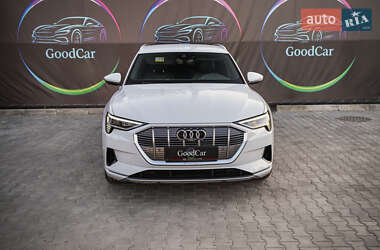 Внедорожник / Кроссовер Audi e-tron 2020 в 