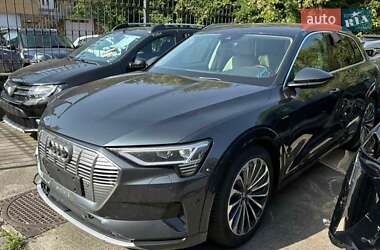 Внедорожник / Кроссовер Audi e-tron 2019 в 