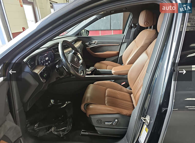 Внедорожник / Кроссовер Audi e-tron 2019 в Львове