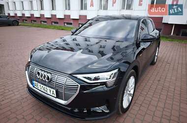 Позашляховик / Кросовер Audi e-tron 2019 в Кам'янському