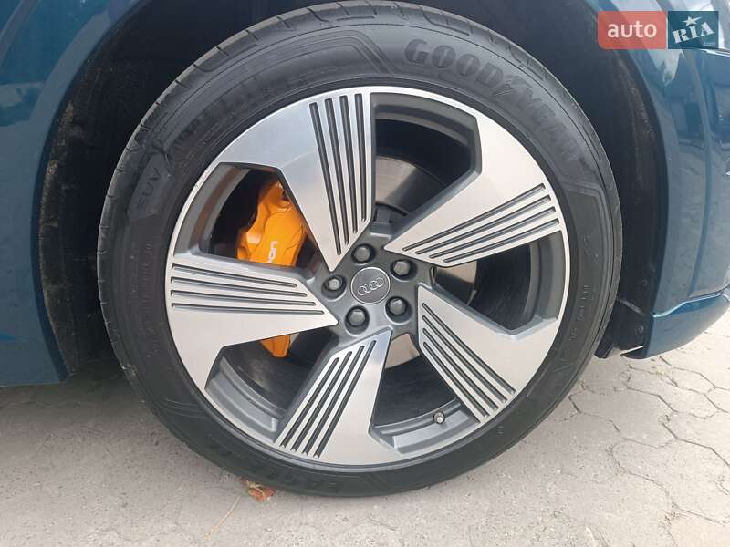 Внедорожник / Кроссовер Audi e-tron 2018 в Тернополе фото 3 Внедорожник / Кроссовер Audi e-tron 2018 в Тернополе