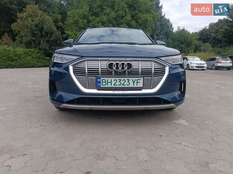 Внедорожник / Кроссовер Audi e-tron 2018 в Тернополе фото 8 Внедорожник / Кроссовер Audi e-tron 2018 в Тернополе