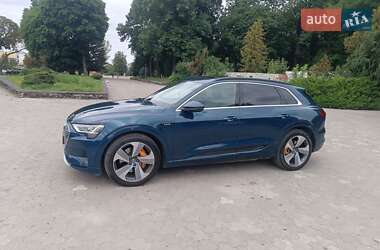 Внедорожник / Кроссовер Audi e-tron 2018 в 