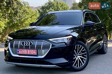 Внедорожник / Кроссовер Audi e-tron 2020 в Днепре