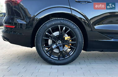 Внедорожник / Кроссовер Audi e-tron 2022 в 