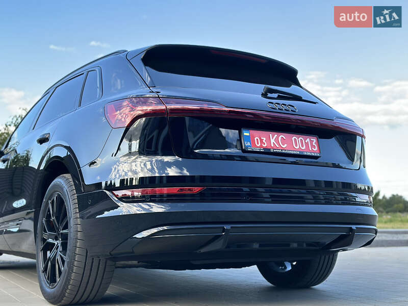 Внедорожник / Кроссовер Audi e-tron 2022 в Ковеле