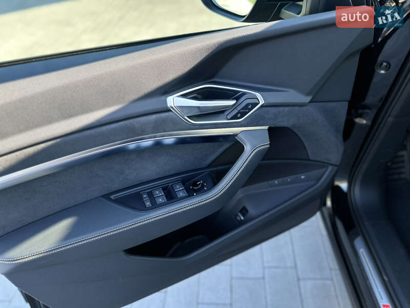 Внедорожник / Кроссовер Audi e-tron 2022 в Ковеле