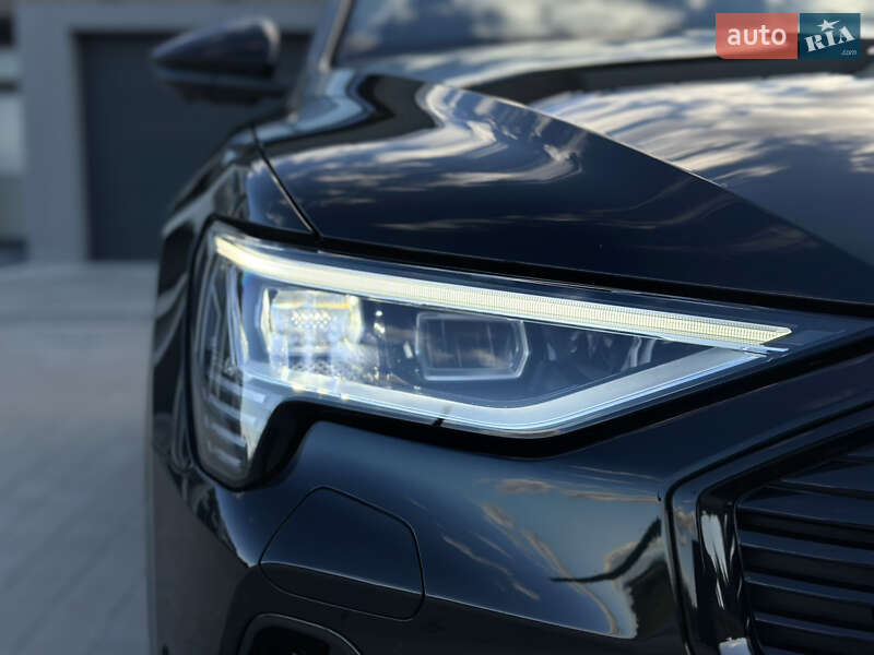Внедорожник / Кроссовер Audi e-tron 2022 в Ковеле