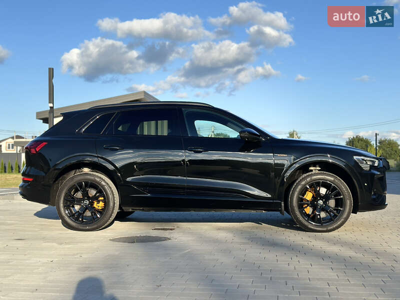 Внедорожник / Кроссовер Audi e-tron 2022 в Ковеле