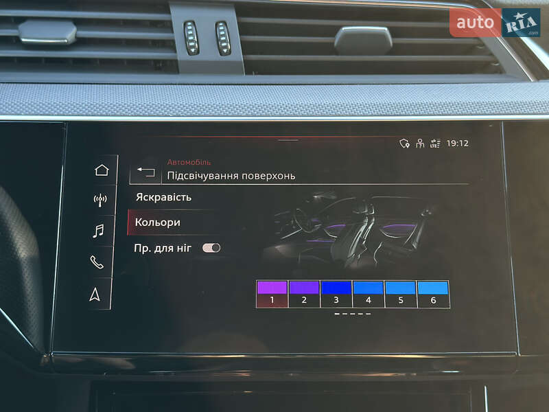 Внедорожник / Кроссовер Audi e-tron 2022 в Ковеле