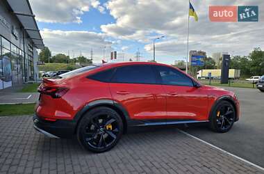 Внедорожник / Кроссовер Audi e-tron 2020 в 