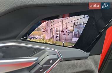 Внедорожник / Кроссовер Audi e-tron 2020 в 
