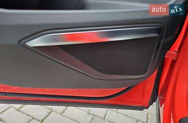 Внедорожник / Кроссовер Audi e-tron 2020 в 