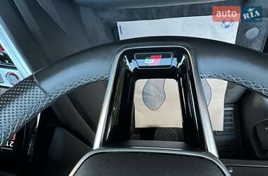 Внедорожник / Кроссовер Audi e-tron 2022 в 