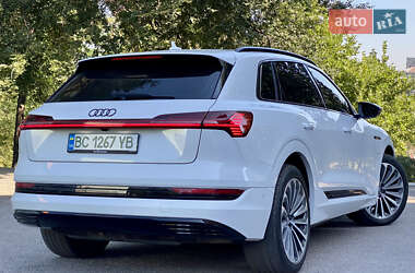 Внедорожник / Кроссовер Audi e-tron 2019 в 