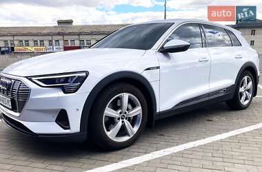 Позашляховик / Кросовер Audi e-tron 2021 в Києві