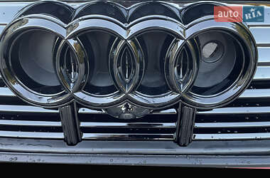 Внедорожник / Кроссовер Audi e-tron 2021 в 