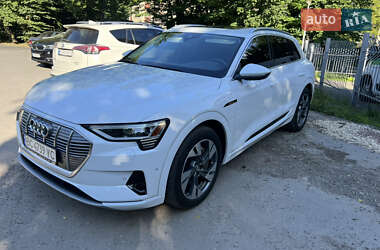 Внедорожник / Кроссовер Audi e-tron 2019 в Львове