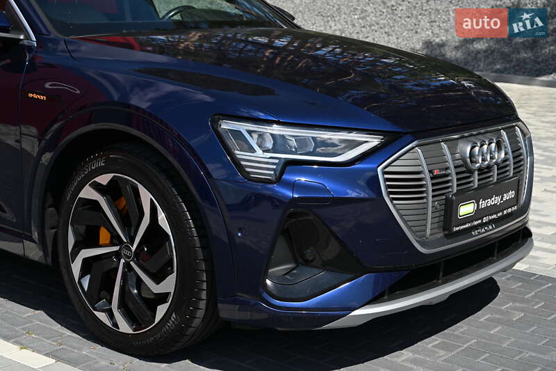 Внедорожник / Кроссовер Audi e-tron 2022 в Львове