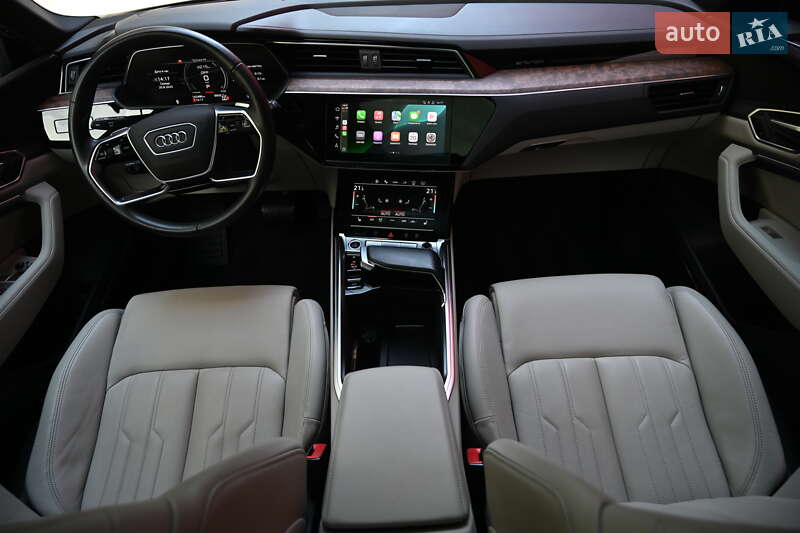 Внедорожник / Кроссовер Audi e-tron 2022 в Львове