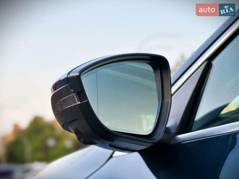Внедорожник / Кроссовер Audi e-tron 2019 в Киеве