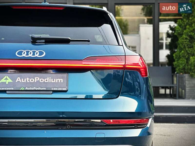Внедорожник / Кроссовер Audi e-tron 2019 в Киеве