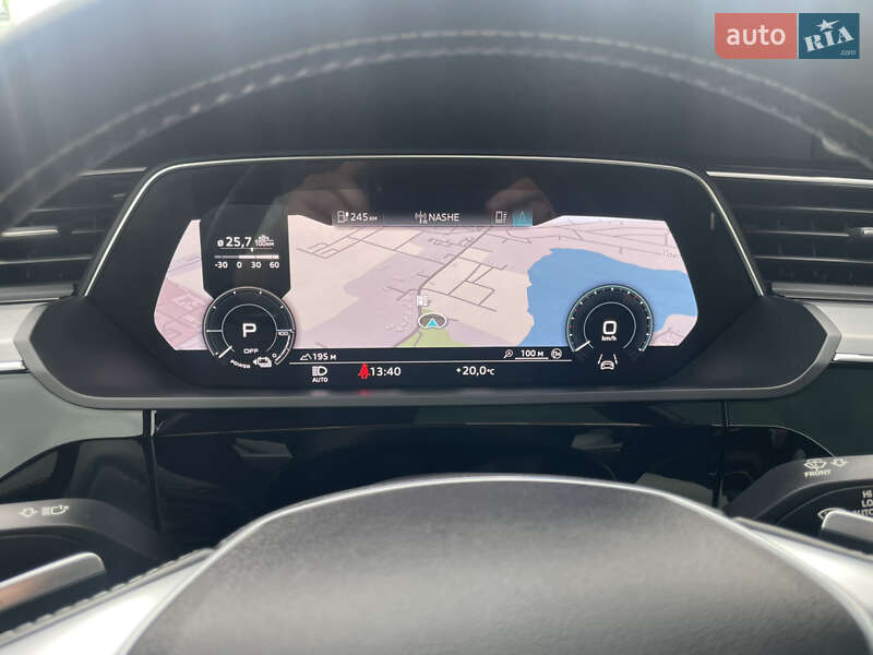 Внедорожник / Кроссовер Audi e-tron 2022 в Ровно