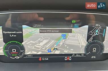 Внедорожник / Кроссовер Audi e-tron 2019 в 