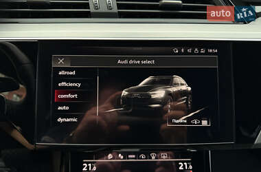 Внедорожник / Кроссовер Audi e-tron 2021 в 