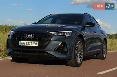 Позашляховик / Кросовер Audi e-tron 2022 в Києві