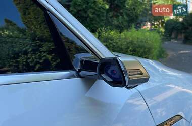 Внедорожник / Кроссовер Audi e-tron 2020 в 