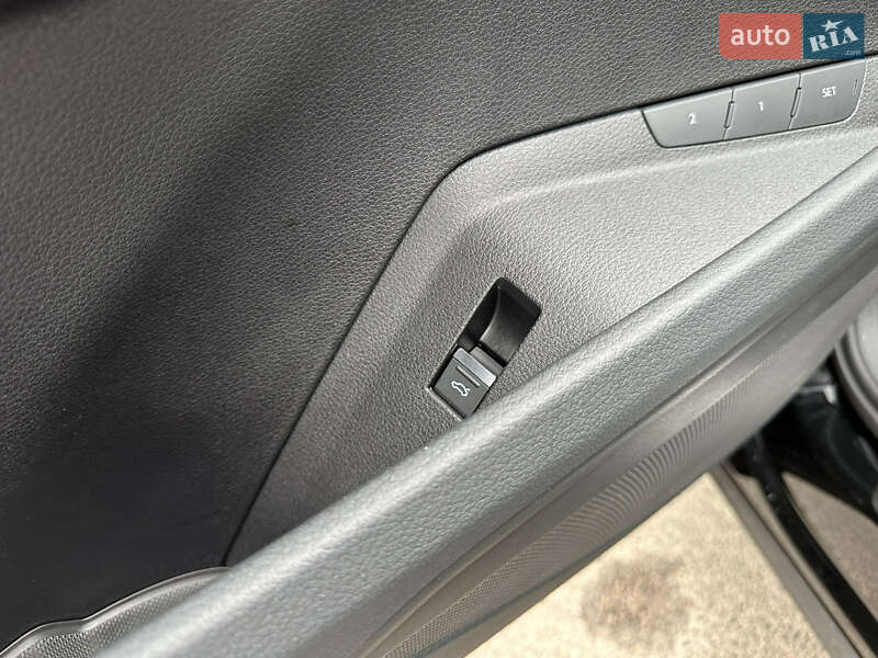 Позашляховик / Кросовер Audi e-tron 2020 в Луцьку фото 19 Позашляховик / Кросовер Audi e-tron 2020 в Луцьку